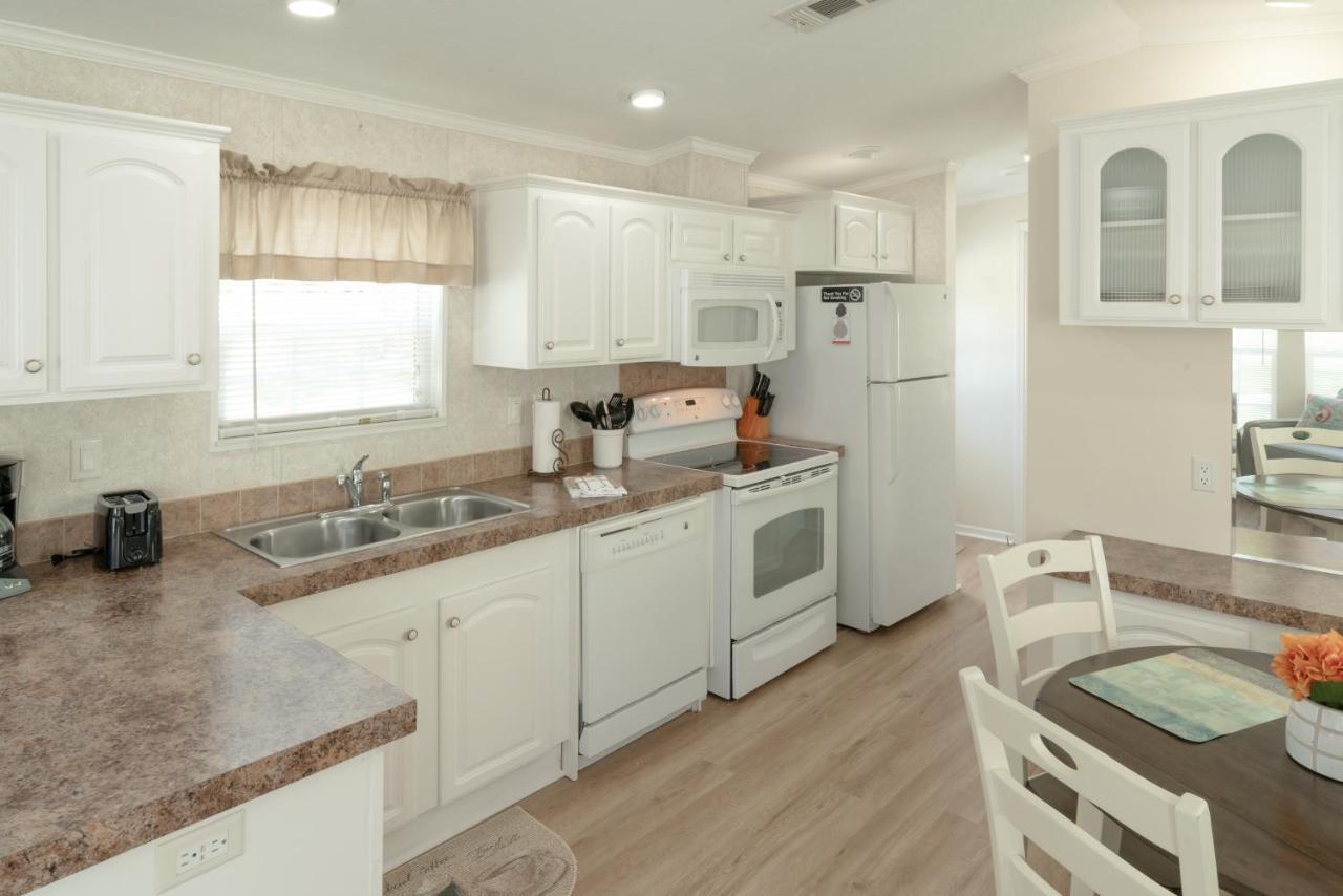 Groves Rv Resort Harlem Heights 외부 사진